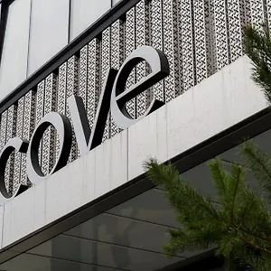Cove Landmark Pinnacle Hotell